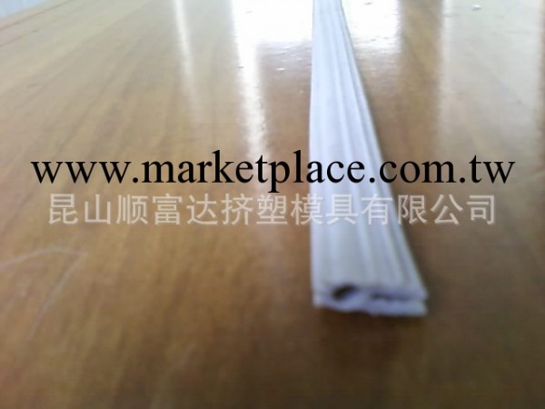 熱銷供應 TPV料醫療箱密封條塑料擠出異型材產品加工工廠,批發,進口,代購