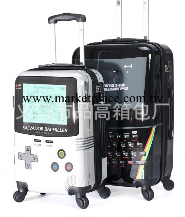 義烏箱包廠PC+ABS遊戲機款行李箱直銷現貨拼櫃登機箱旅行箱外貿批發・進口・工廠・代買・代購