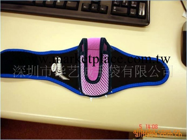 深圳廠傢供應蘋果iphone4手臂帶，運動臂帶，臂帶工廠,批發,進口,代購