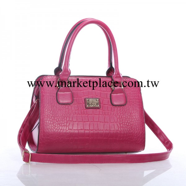 1039廠傢直銷臺州女包 2013秋冬款繡花菱格手提包 單肩包 斜挎包工廠,批發,進口,代購