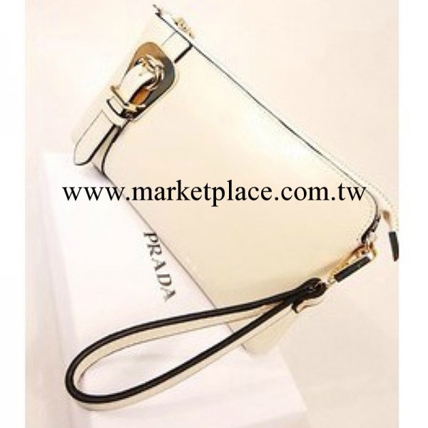 2013新品韓版高端牛皮手包簡約女式真皮手拿包單肩包斜跨鏈條小包工廠,批發,進口,代購