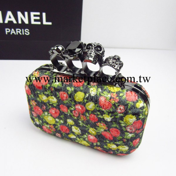 廠傢直銷代發潮酷朋克風骷髏頭鏈條戒指手拿包小花鏈條包包CF133工廠,批發,進口,代購