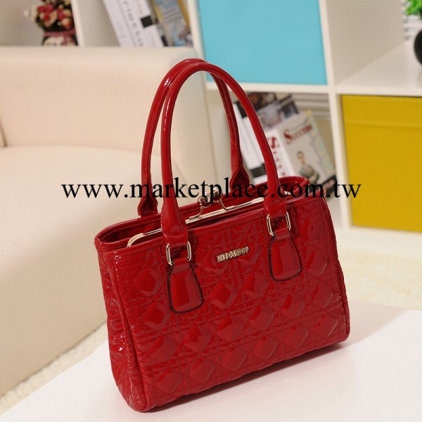 秋冬新款時尚品牌女包 2013潮女包 韓國女包亮面手提單肩包包批發工廠,批發,進口,代購