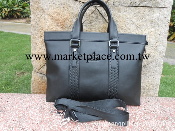 進口平紋牛皮男包  可單肩背，手提，時尚休閒男包 真皮包批發工廠,批發,進口,代購