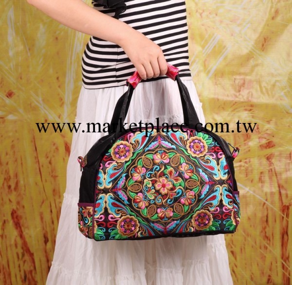 一手貨源 新款民族風單肩斜挎中號繡花包 女包  民族特色佈包批發工廠,批發,進口,代購