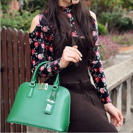 明星同款 秋冬新款廣州漆皮包包批發 貝殼包 手提包單肩包糖果工廠,批發,進口,代購