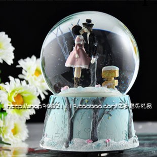 幾米水晶球音樂盒/樹脂工藝品/陶瓷工藝品/情人節禮物/聖誕禮品工廠,批發,進口,代購
