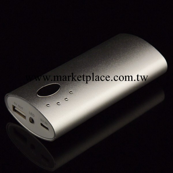批發金屬半圓5600毫安便攜式移動電源iPhone4蘋果三星充電寶工廠,批發,進口,代購