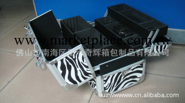 低價銷售 供應鋁合金化妝箱 新款設計女士專用化妝箱工廠,批發,進口,代購