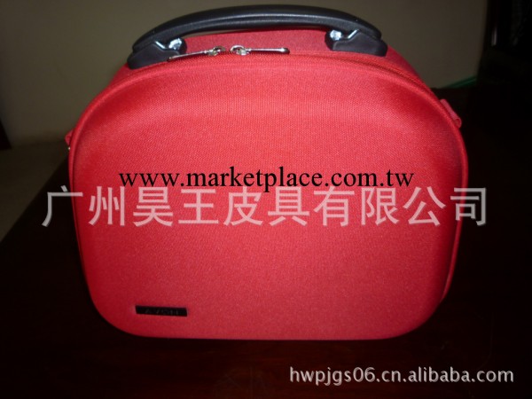 廣州箱包廠訂做品質化妝包，小巧化妝箱，雅芳品質套裝箱工廠,批發,進口,代購