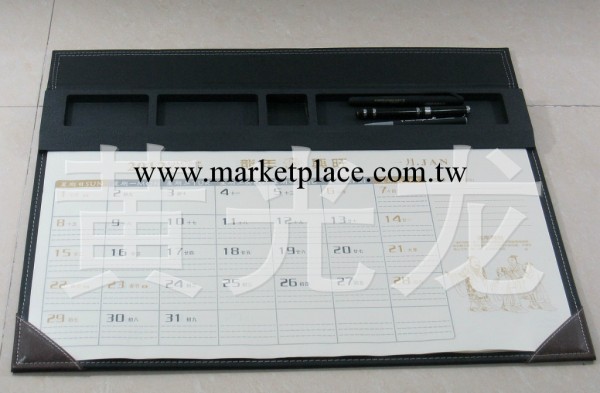 2013蛇年大班臺墊日歷現貨批發新款高級棕皮文具盒型大班臺墊工廠,批發,進口,代購
