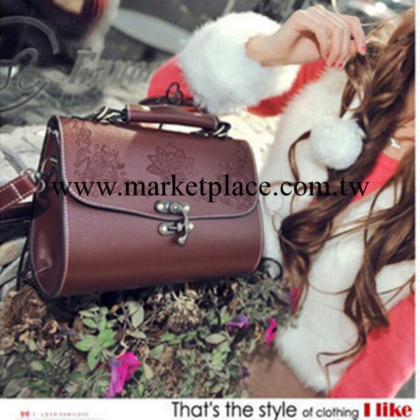 2013新款女包女巫漆器復古雕花箱式女包手提斜包包女士包包批發工廠,批發,進口,代購