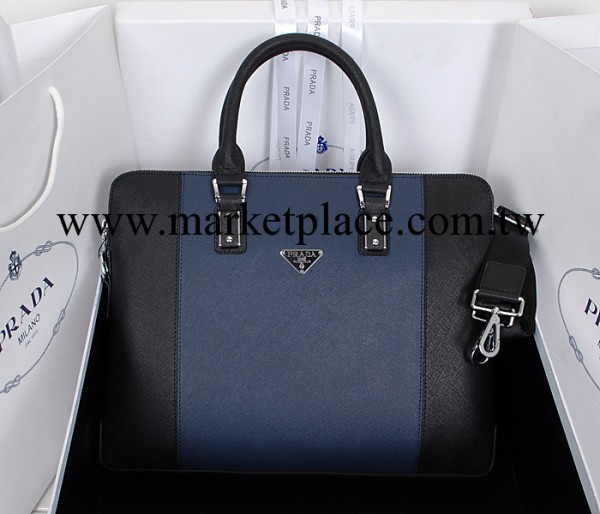 2013最新款P傢 普拉 歐美流行 男士時尚商務包真皮手拿包批發代銷工廠,批發,進口,代購