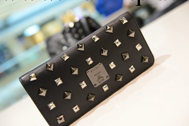 2013新品歐美復古鉚釘女士手拿包 時尚街頭拉鏈開封長款錢包錢夾工廠,批發,進口,代購