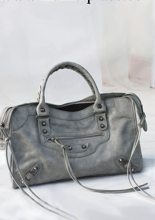 歐美大牌明星同款單肩斜跨女包包流蘇鉚釘韓版高品質機車包 中號工廠,批發,進口,代購