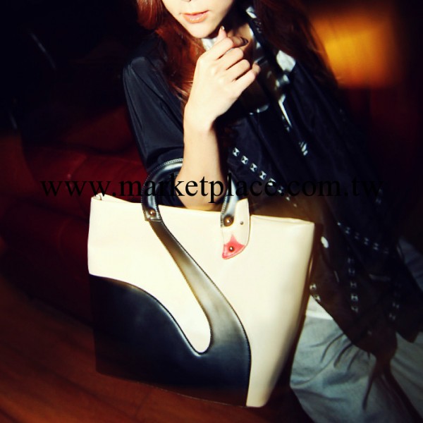 2013新款貓貓包袋同款韓版天鵝型撞色可愛簡約時尚手提包女包包工廠,批發,進口,代購