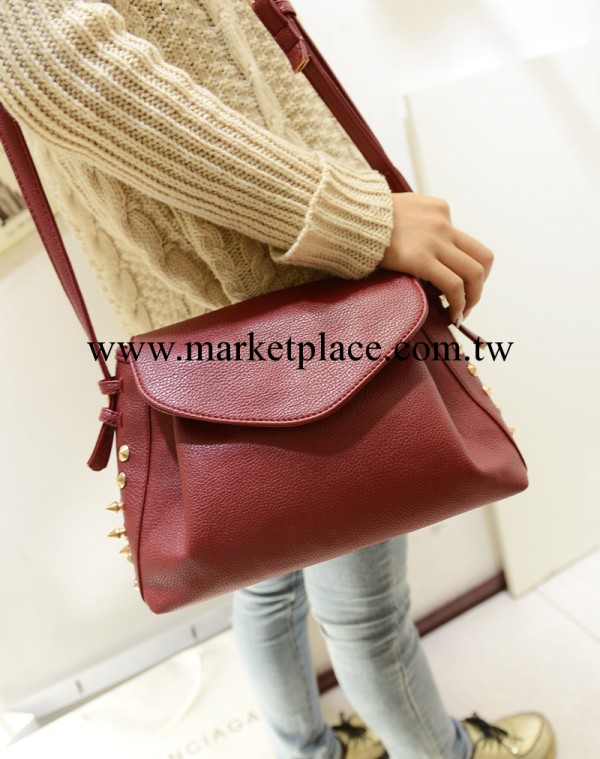 廠供批發2013新款時尚百搭單肩手提斜跨包信封包女士包包工廠,批發,進口,代購