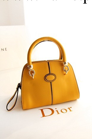 廠傢批發 2013新款潮包簡約歐美大牌質量超好 單肩斜跨包工廠,批發,進口,代購