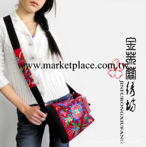 雲南民族風潮 高檔鹿皮絨 繡花系列 刺繡女式斜挎包單肩女包包X工廠,批發,進口,代購