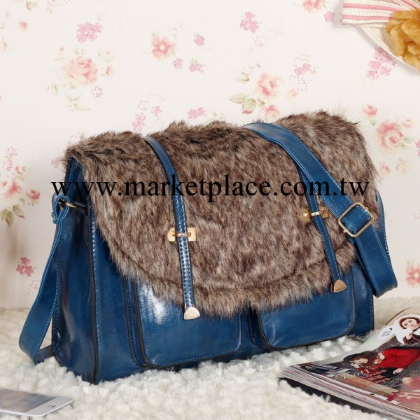 2013韓版風范氣質兔毛毛包蓋雙箭頭手提單肩斜跨女包廠傢特價直銷工廠,批發,進口,代購