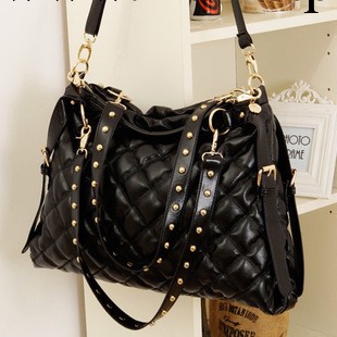 2013秋冬新款潮歐美復古菱格鏈條女包黑色朋克柳釘單肩斜跨女背包工廠,批發,進口,代購