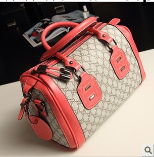 歐美大牌同款2013新款金屬裝飾字母印花枕頭包包手提單肩斜跨女包工廠,批發,進口,代購