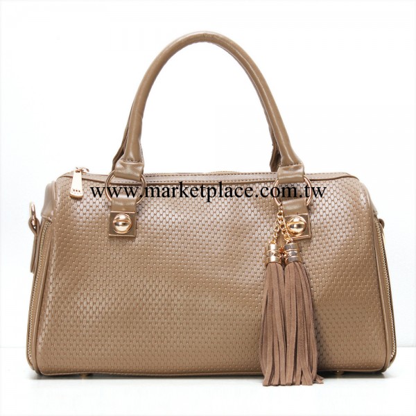 千姿百袋特價2013夏季手提斜挎包 休閒波士頓包流蘇女包6108工廠,批發,進口,代購