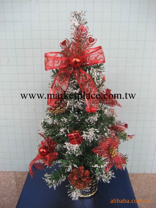 60cmpvc聖誕樹,色彩鮮艷,裝飾特別,：款式別制工廠,批發,進口,代購