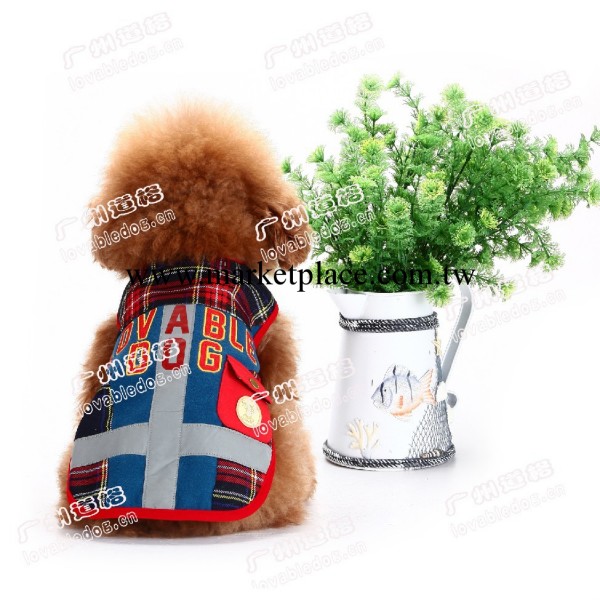 供應寵物用品  2013年新款寵物秋冬裝 英倫呢子大衣工廠,批發,進口,代購