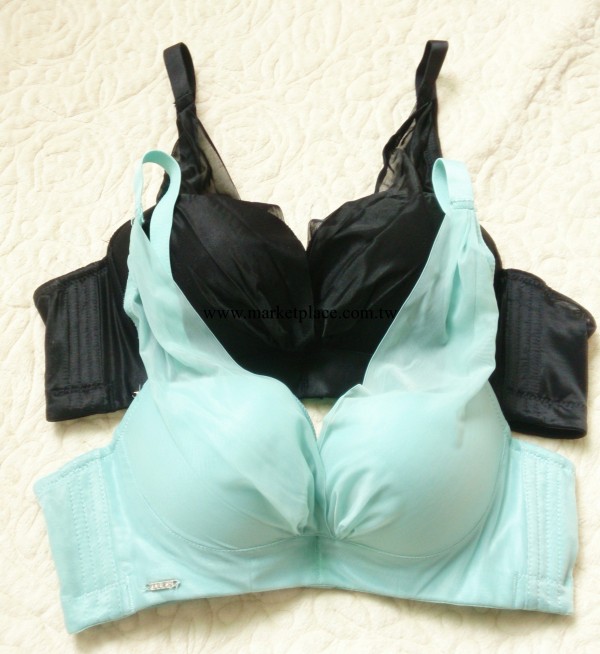 佈可商務 聚攏 美體 修正型 超輕無束縛冰絲 胸罩 一件代發批發・進口・工廠・代買・代購
