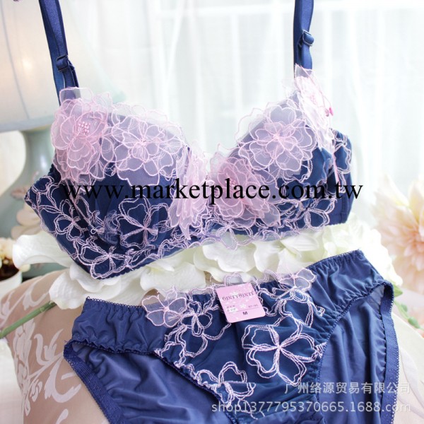 2013秋冬日韓系新款胸罩套裝 立體浮花可愛性感內衣套裝工廠,批發,進口,代購