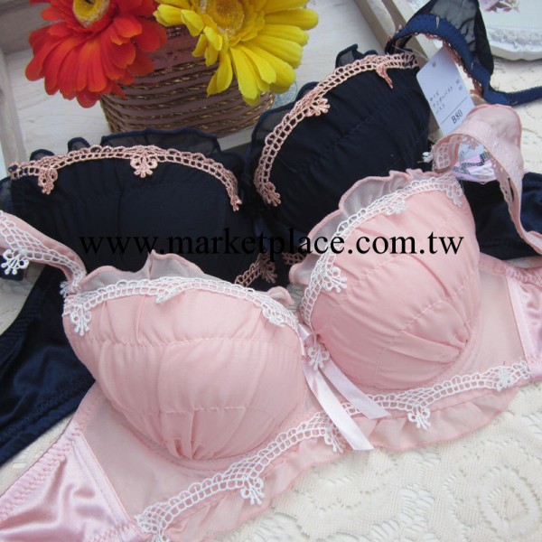廠貨直供後三排扣蕾絲系超低價活潑可愛少女內衣胸罩套裝一件代發工廠,批發,進口,代購