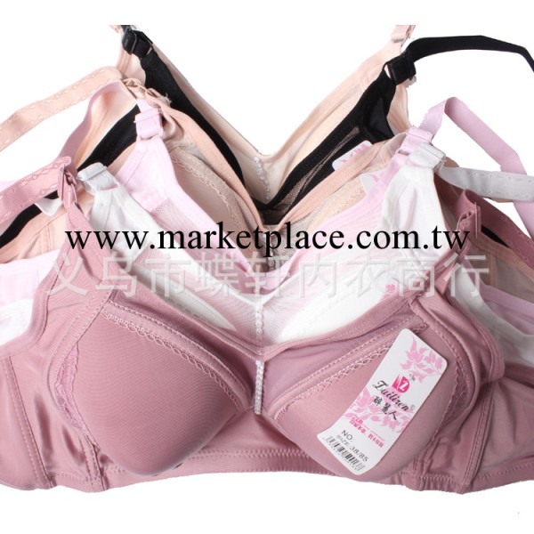 廠傢供應胸罩 女士無鋼圈胸罩 大杯大碼胸罩 義烏內衣批發 698工廠,批發,進口,代購