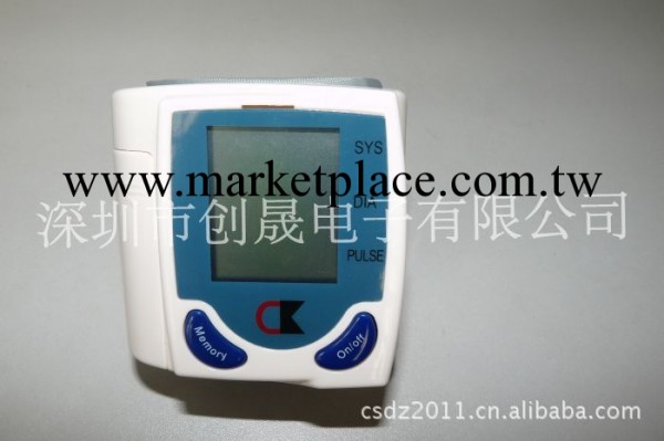 廠傢供應全自動腕式英文包裝傢用電子血壓工廠,批發,進口,代購