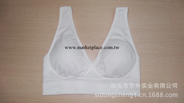 供應零束縛無痕內衣/無縫胸罩/運動背心/瑜伽內衣，可做FOB工廠,批發,進口,代購
