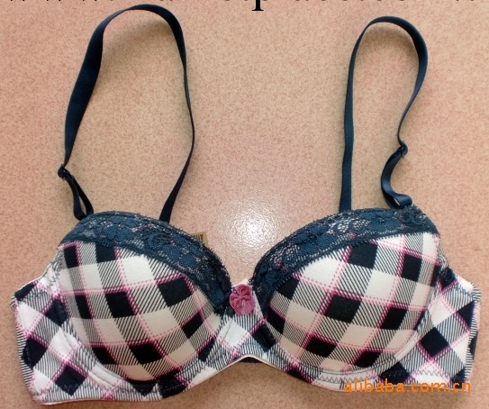 批發供應歐美品牌雜款胸罩,多款多色32-42碼,全清5元工廠,批發,進口,代購