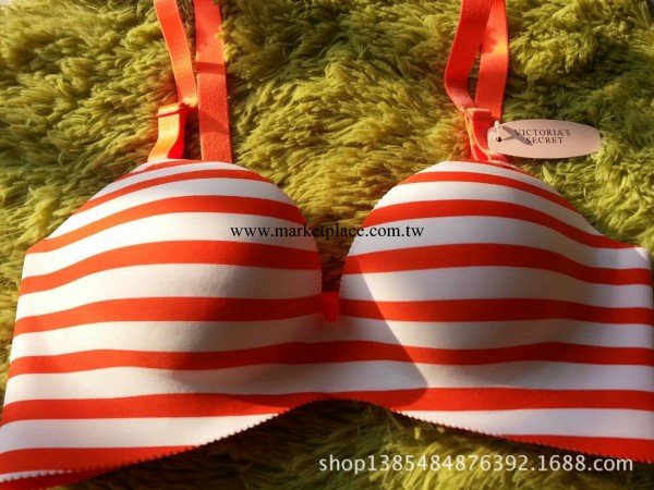 一片式無痕內衣性感條紋聚攏爆乳日韓少女胸罩批發工廠,批發,進口,代購