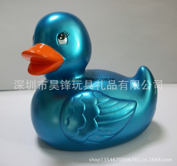 深圳最環保的搪膠玩具鴨禮品 PVC閃燈浮水鴨 感溫聖誕鴨 玩具定制工廠,批發,進口,代購