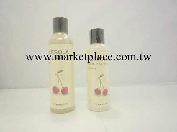 菲詩小鋪櫻桃美白水乳套裝200ml 美白溫和 一件代發工廠,批發,進口,代購