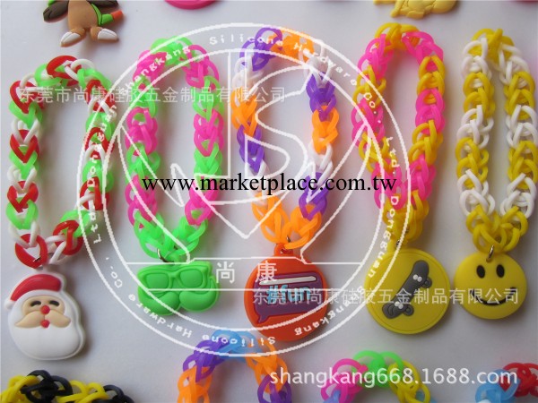 火爆銷售最新益智產品 環保夜光系列DIY編織手鏈 矽膠橡皮筋手鏈工廠,批發,進口,代購