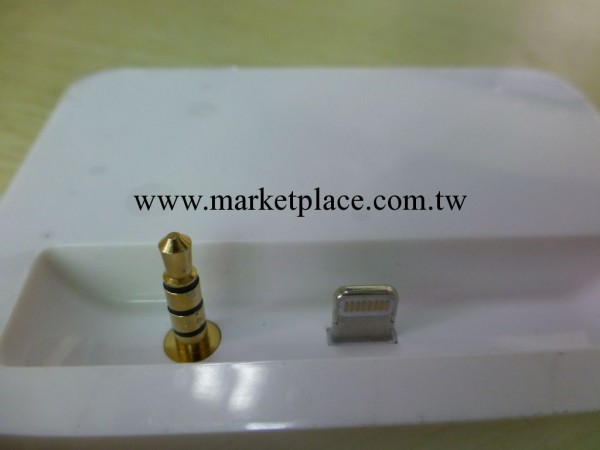 iphone5蘋果音頻底座、iphone5音頻底座、蘋果5代底座帶音頻工廠,批發,進口,代購