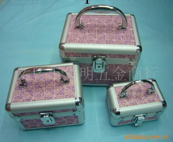 供應化妝箱,工具箱,籌碼箱工廠,批發,進口,代購