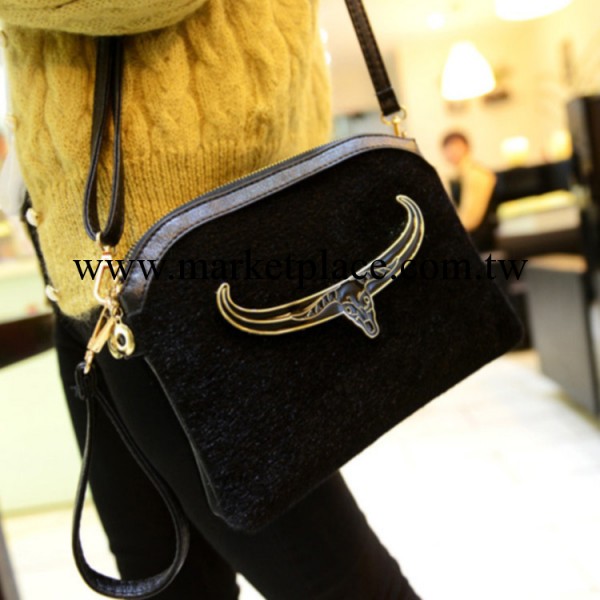 名媛風明星同款 休閒潮流雙拉鏈牛頭手拿包信封包斜挎包馬毛包工廠,批發,進口,代購