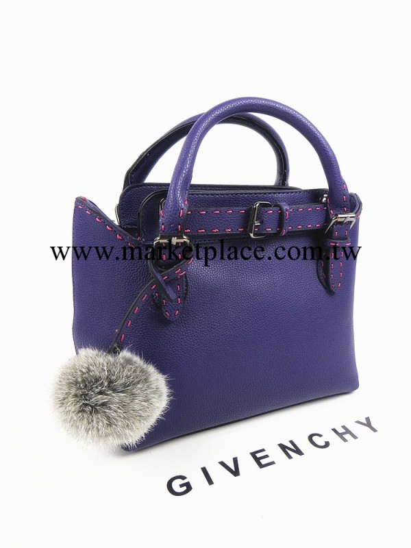 2013高品質牛二層皮歐美時尚女包可愛兔毛球皮帶扣手提單肩斜跨包工廠,批發,進口,代購