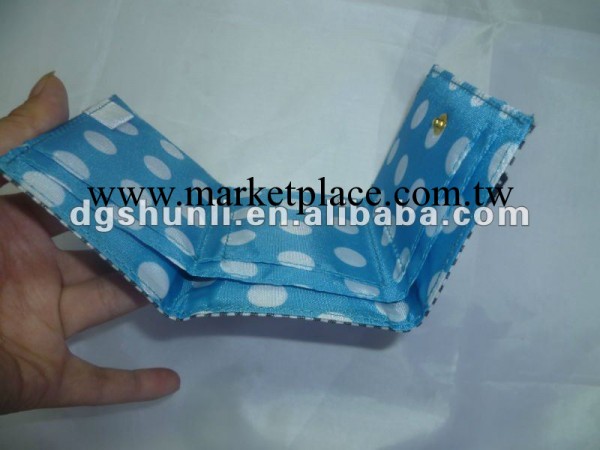 爆款滿版圓點印刷滌綸女士錢包 覆膜防水手拿包錢包加工定做工廠,批發,進口,代購