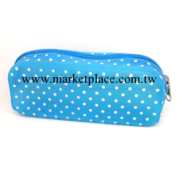 廠傢供應矽膠拉鏈錢包 女士手拿包 矽膠化妝包工廠,批發,進口,代購