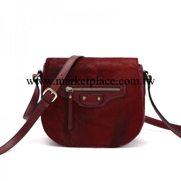 2013冬季新款真皮女包批發 一件代發 馬毛配牛皮酒紅色機車斜挎包工廠,批發,進口,代購
