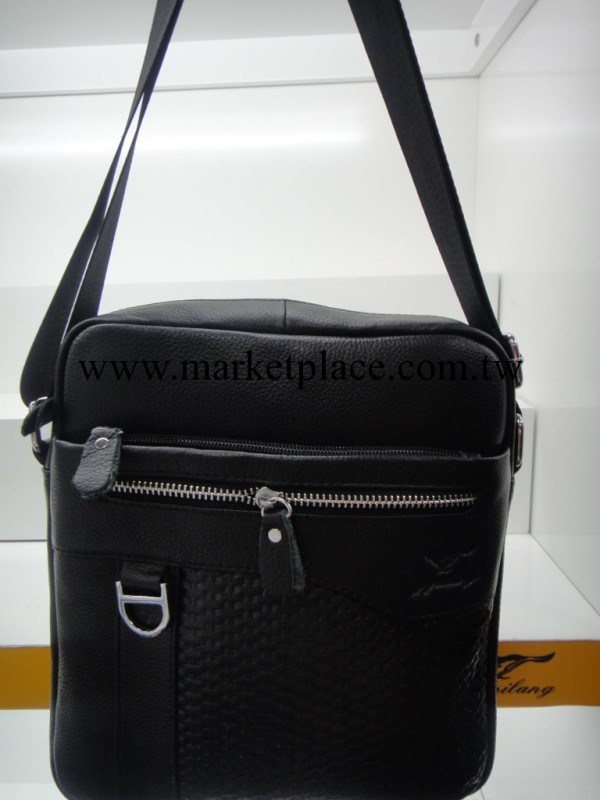 廠傢直銷特價男包真皮包時尚休閒包高檔單肩斜挎包批發一件代發工廠,批發,進口,代購