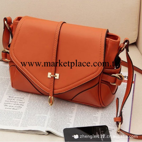 2012新款春季韓版時尚輕便箭頭女包 休閒單肩斜挎包包潮包工廠,批發,進口,代購