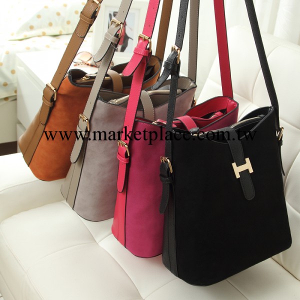 批發新品歐美潮流女包 磨砂拼接水桶包 H扣單肩包斜挎包 品質保障工廠,批發,進口,代購